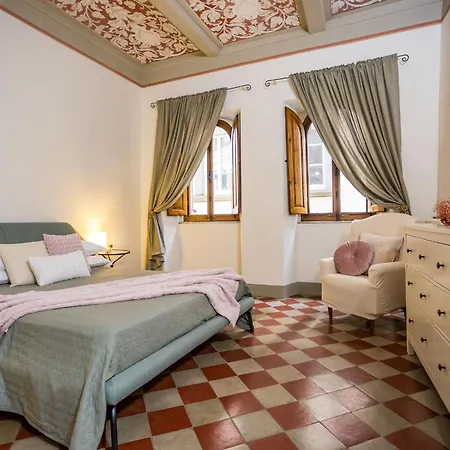 Rose's Palace *